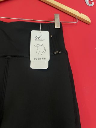 Leggins push up y termicos. Con etiquetas