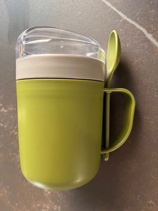 Taza desayuno para llevar