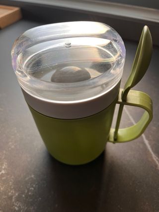 Taza desayuno para llevar