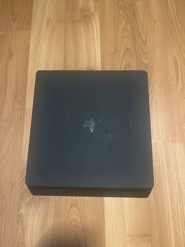 Ps4 slim