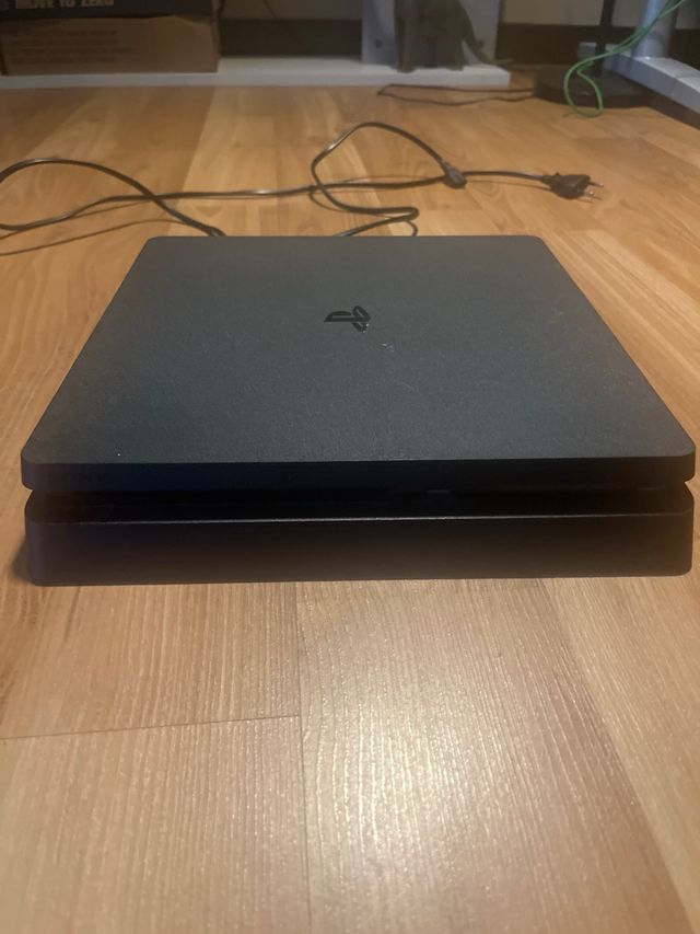 Ps4 slim