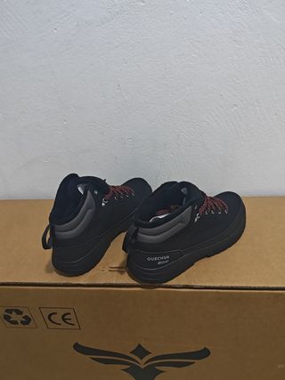 ✅BOTAS DE TRABAJO O MONTAÑA 42 NUEVAS!!✅