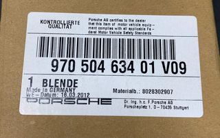 EMBELLECEDOR  ALETA DERECHA PORSCHE PANAMERA