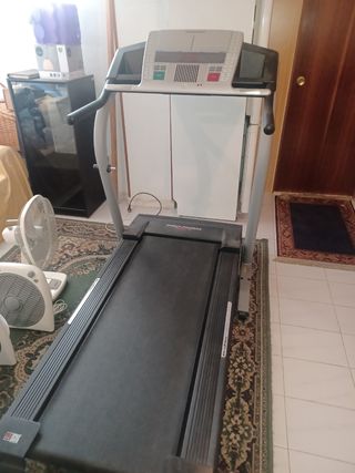 Cinta de correr PRO-FORM 650V