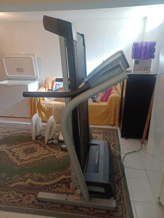 Cinta de correr PRO-FORM 650V