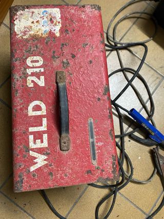 Maquina soldar electrodo Weld 210 turbo