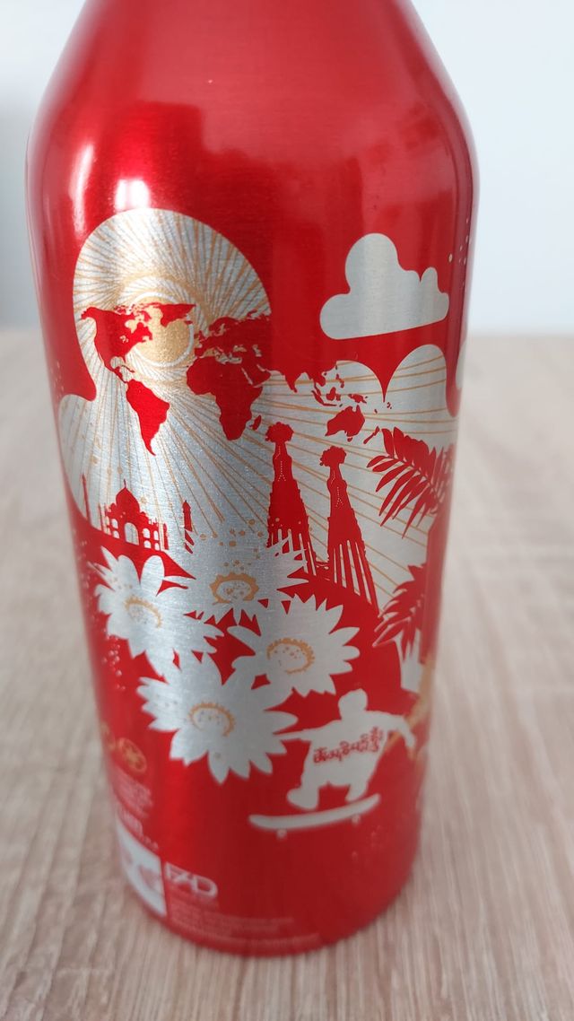 BOTELLA ESTRELLA DAMM FORUM BARCELONA 2004