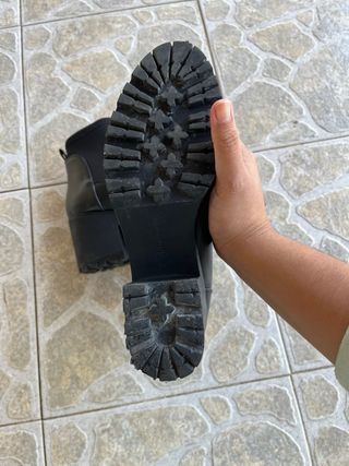 Botines negros