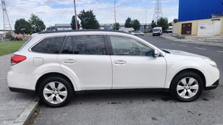Subaru Outback 2010