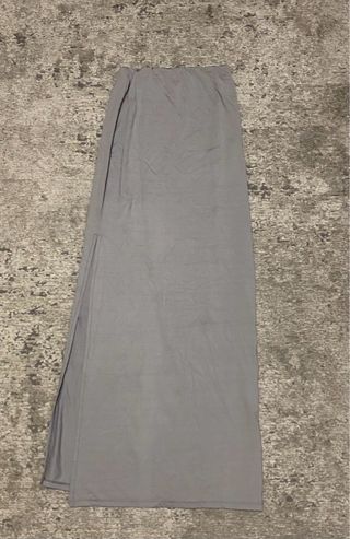 Falda larga gris 