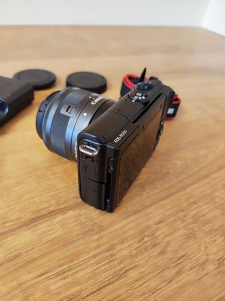 Fotocamera e videocamera Canon Eos M200