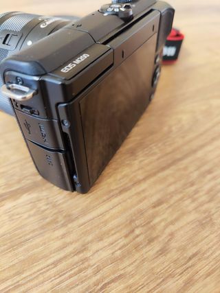 Fotocamera e videocamera Canon Eos M200