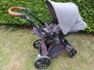 Escucho ofertas. Carrito Jane mum triple.