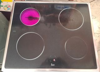 Horno y vitrocerámica marca Teka 