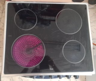 Horno y vitrocerámica marca Teka