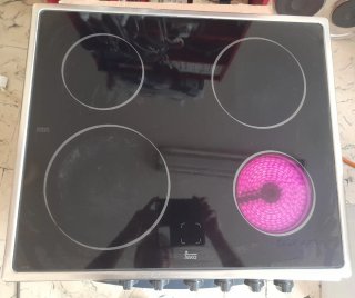 Horno y vitrocerámica marca Teka