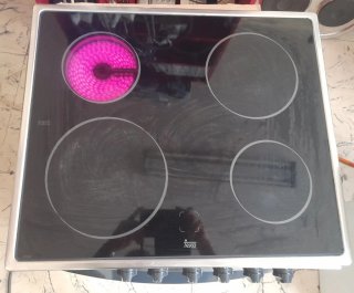 Horno y vitrocerámica marca Teka