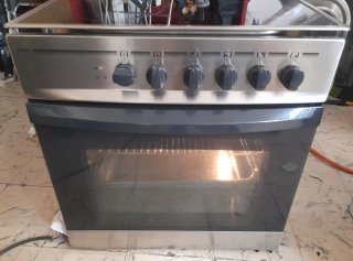 Horno y vitrocerámica marca Teka