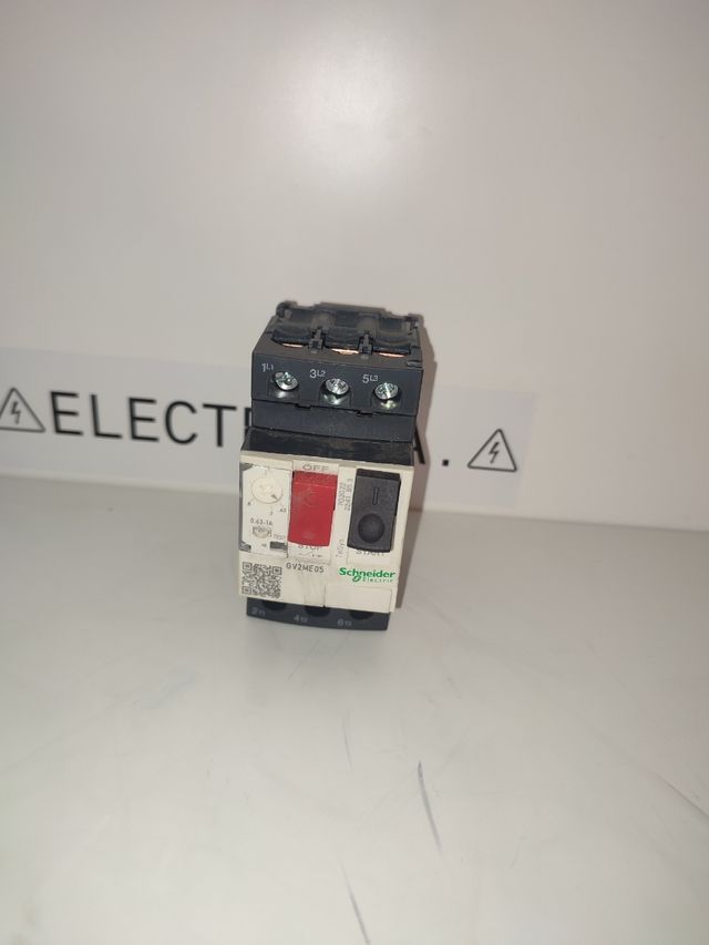 Disyuntor//Guardamotor Schneider 0'63-1A