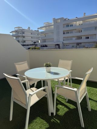 Empapelador y pintor