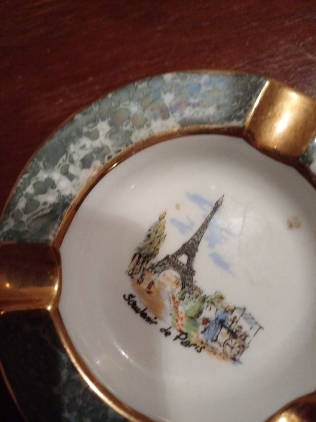 Posacenere  in  porcellana  Limoges