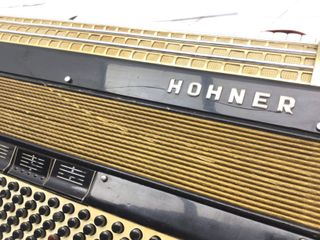 acordeon hohner verdi vm
