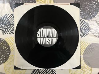 Room 5 "Music & You" disco in vinile musica house