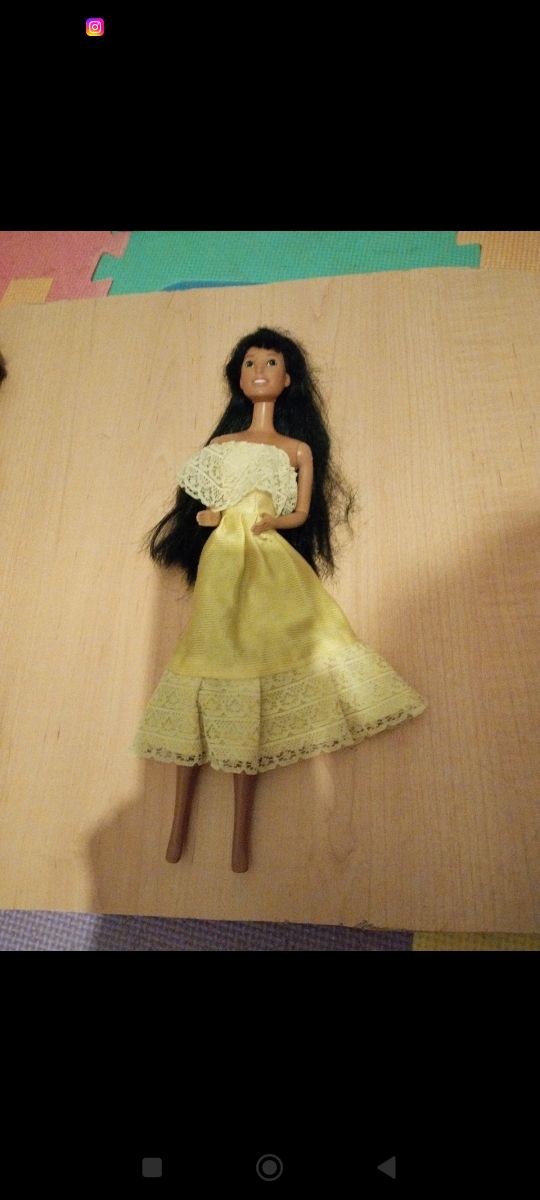 Muñeca pocahontas