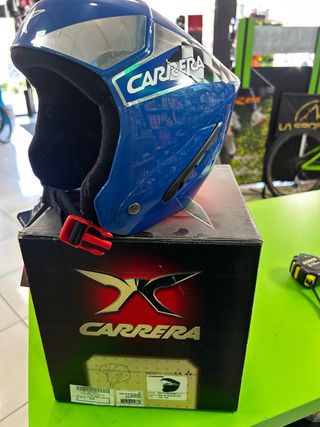 Casco esquí marca carrera