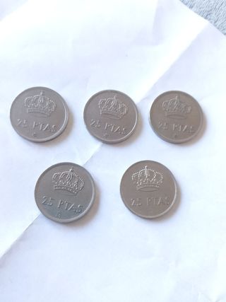 Monete da 25 pesetas anni 70-80