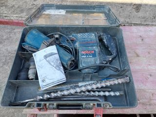 BOSCH trapano tassellatore e martello