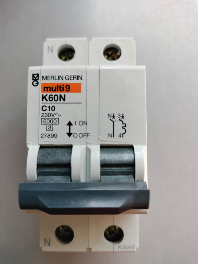 DIFERENCIAL MERLIN GERIN 27899 K60N MULTI 9 2P C10