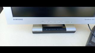 Monitor Samsung syncmaster 152s
