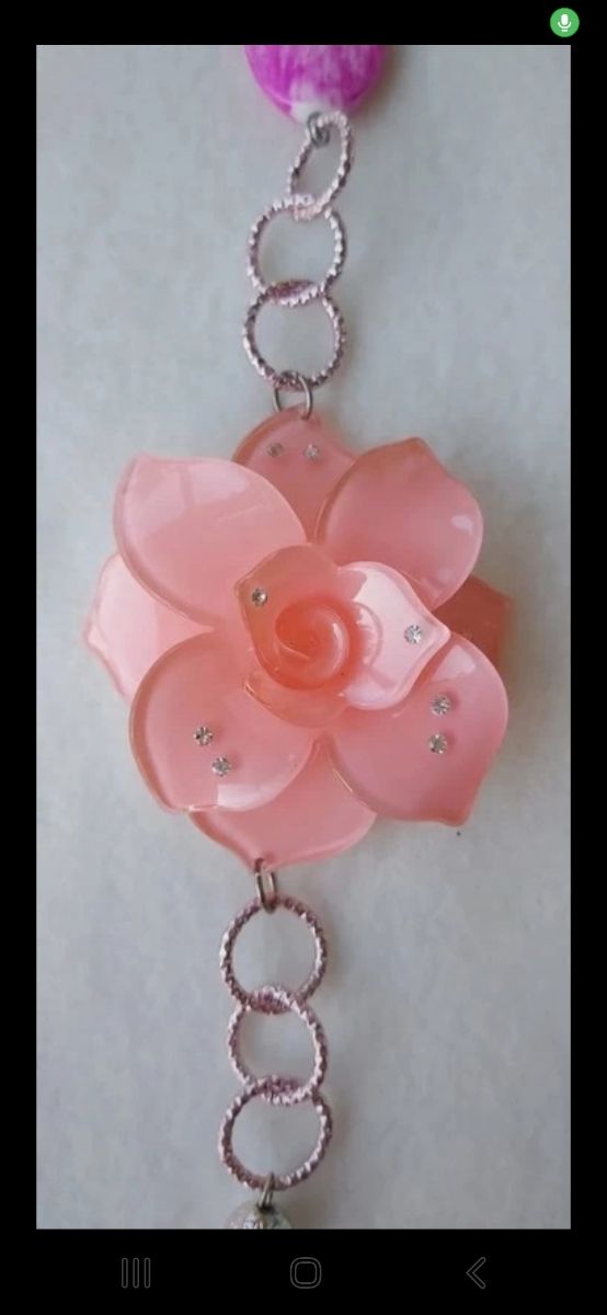Collana con fiore laterale e resine, ROSA