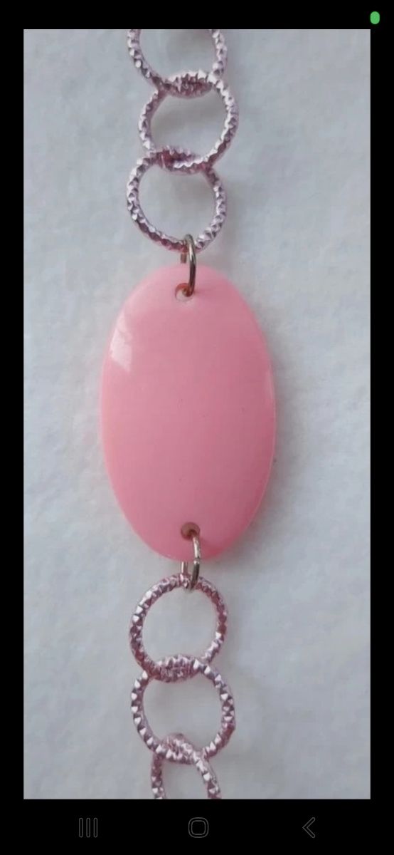 Collana con fiore laterale e resine, ROSA