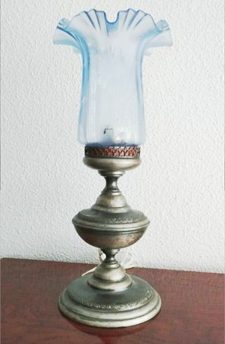 Lampara de mesa antigua