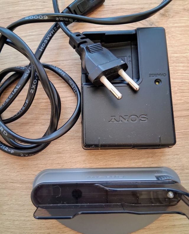 Camara Sony Cyber Shot DSC T17