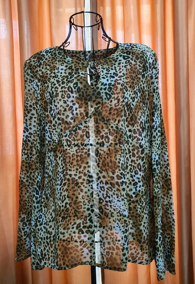 Blusa estampado animal print Mellachia