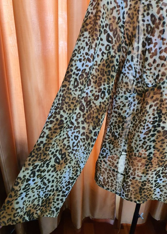 Blusa estampado animal print Mellachia
