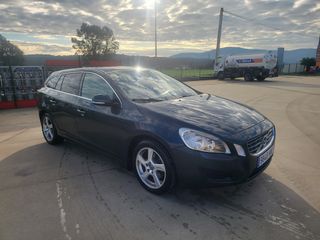 Volvo V60 2.0 d3 163cv momentum aut. 2012