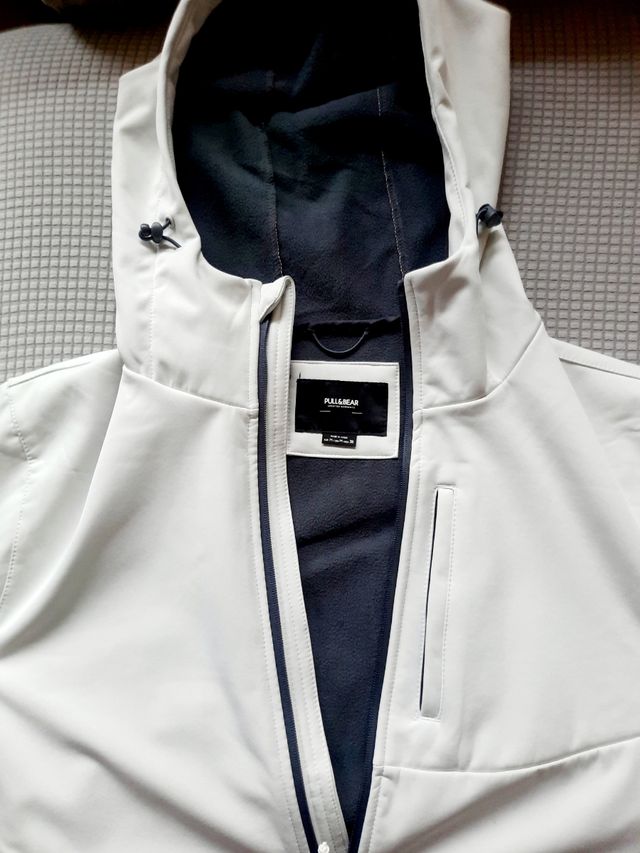 Chaqueta de Pull&Bear. 