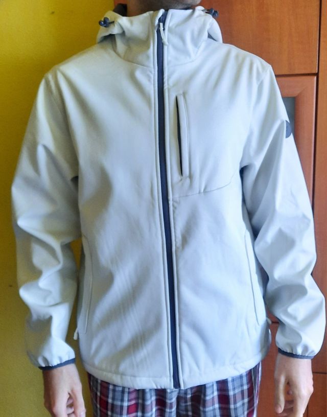 Chaqueta de Pull&Bear. 