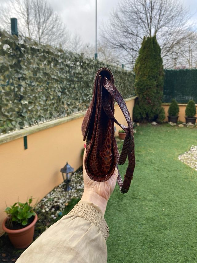 Bolso bandolera de piel