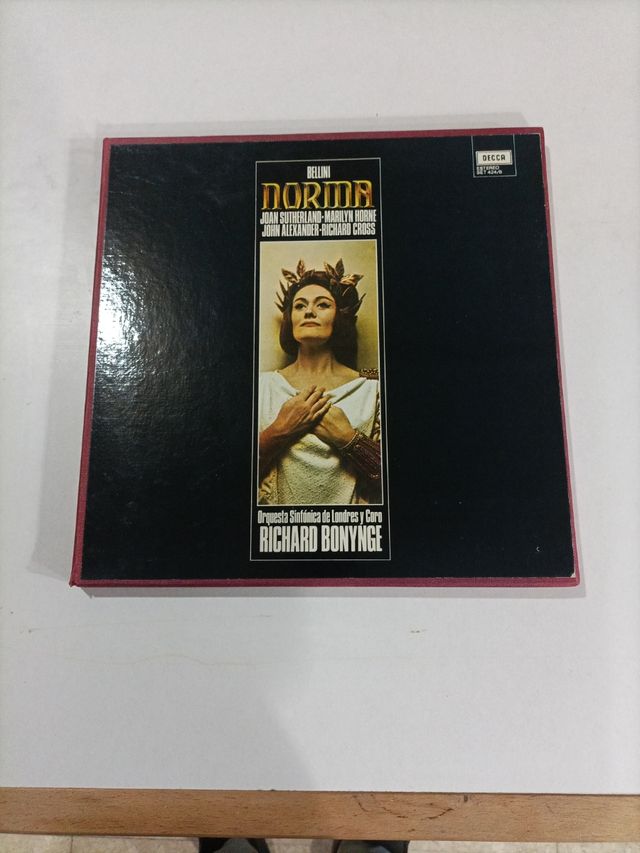 NORMA ,Bellini  ,caja con 3 vinilos