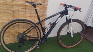 Bicicleta de montaña KTM myroon ltd
OPORTUNIDAD!!!