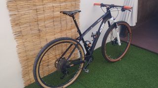 Bicicleta de montaña KTM myroon ltd
OPORTUNIDAD!!!