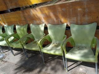 Conjunto mesa y cuatro sillas terraza