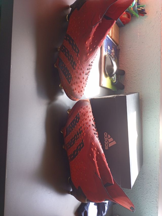 Botas de fútbol adidas predator