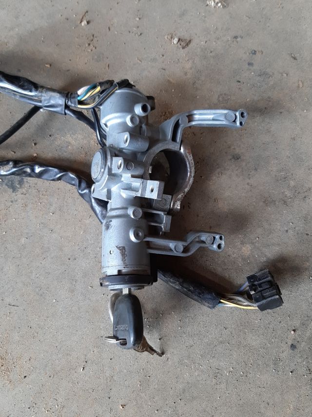 Conmutador de arranque Suzuki