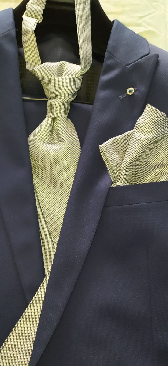 Traje de novio nuevo sin usar